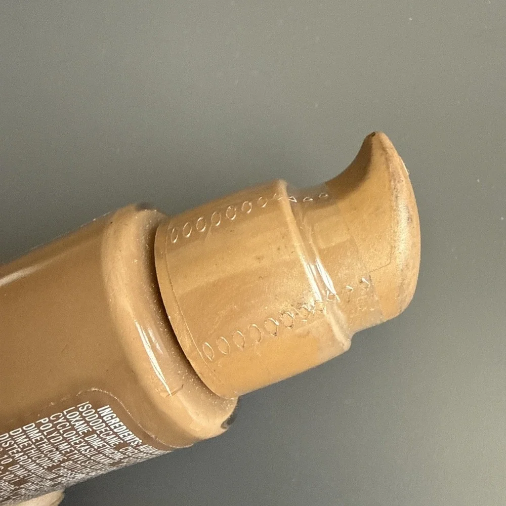 Maybelline Dream Satin Mousse Foundation Airbrush Finish CARAMEL DARK 2